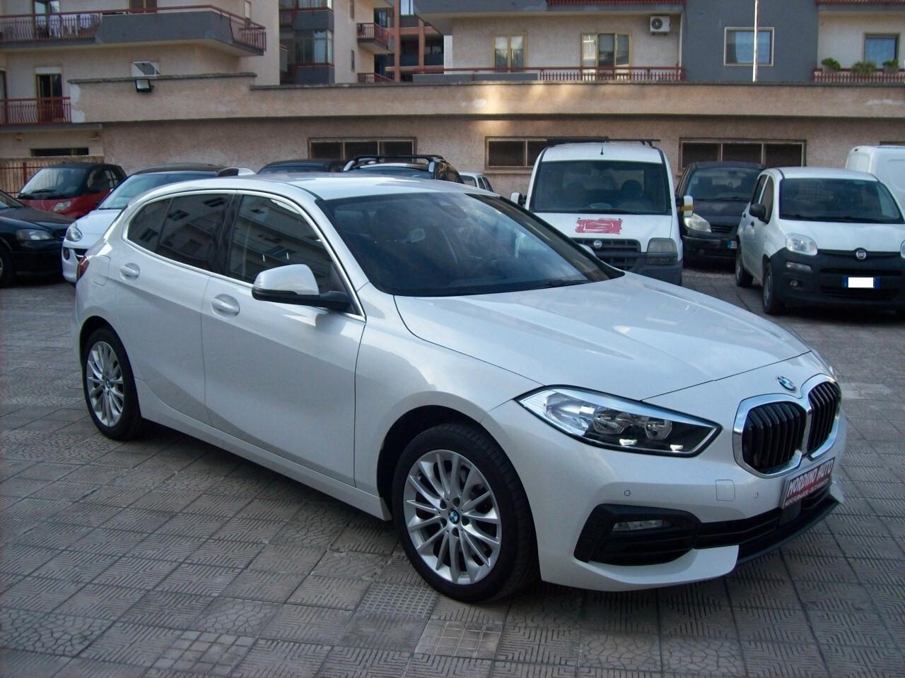 Bmw 116d 5p Steptronic Business Advantage