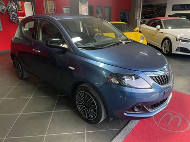 LANCIA YPSILON 1.0HYBRID 70cv