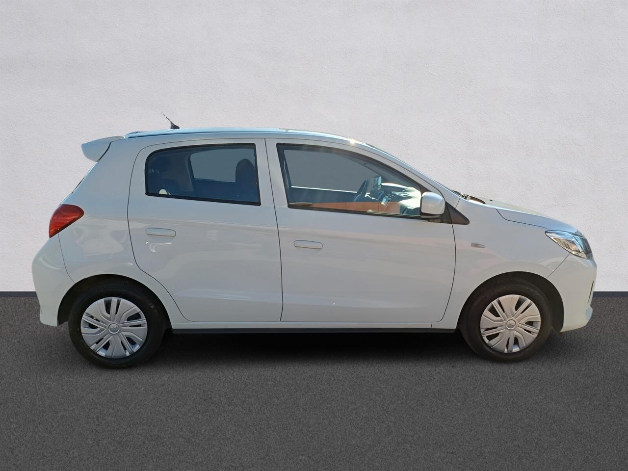 Mitsubishi Space Star 1.2 Invite SDA | da €171,50 al mese