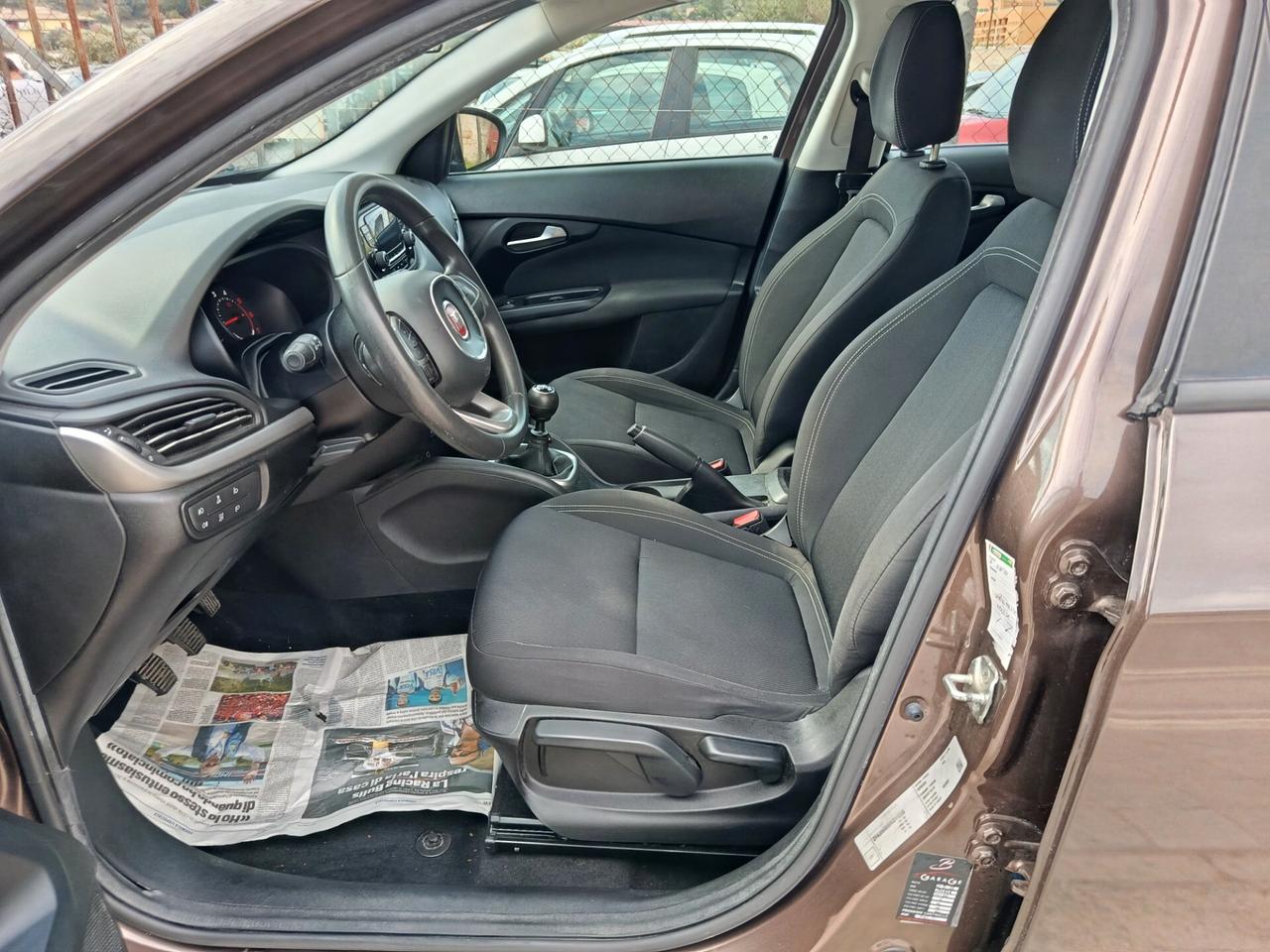 Fiat Tipo 1.6 Mjt S&S 5 porte Easy