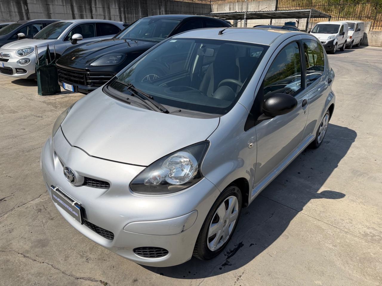 TOYOTA AYGO 1.0 5PORTE /2010/140.000KM