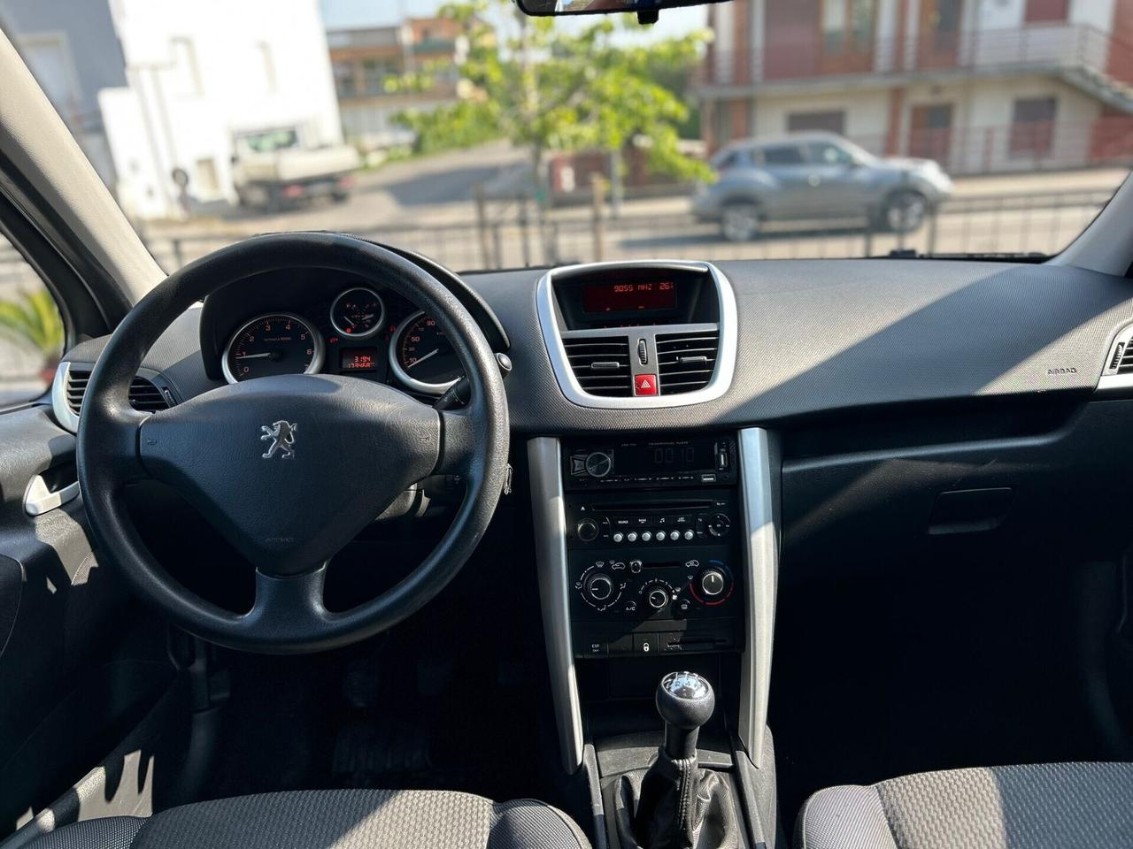 Peugeot 207 Plus 1.4 8V 75CV 5p. ECO GPL