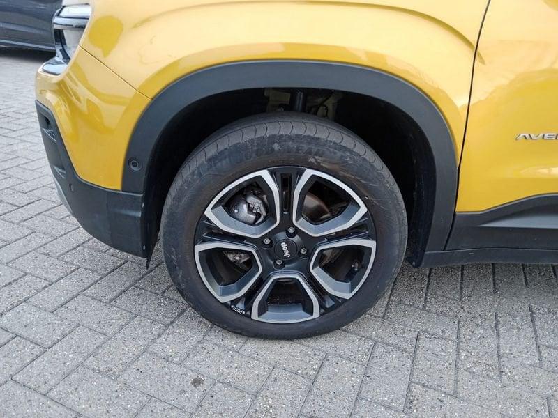 Jeep Avenger e-Hybrid 1.2 MHEV e-Hybrid Turbo Summit