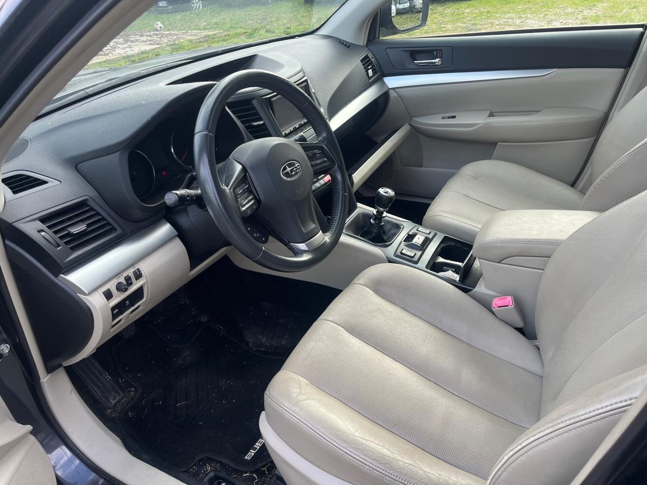 Subaru OUTBACK 2.0D AWD Trend Leather (peoblema albero a camme )