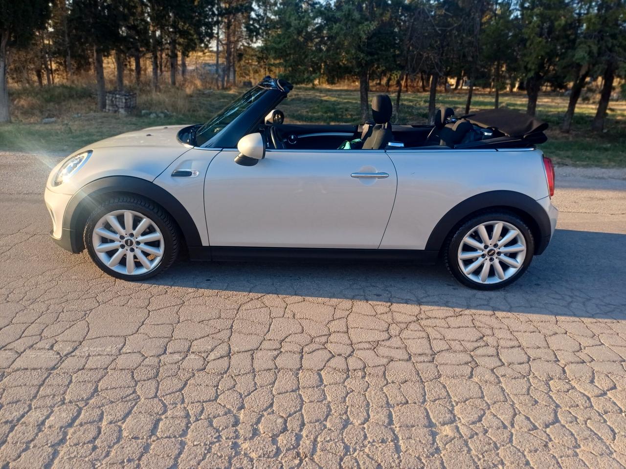 Mini Mini 1.5 Cooper D Hype Cabrio