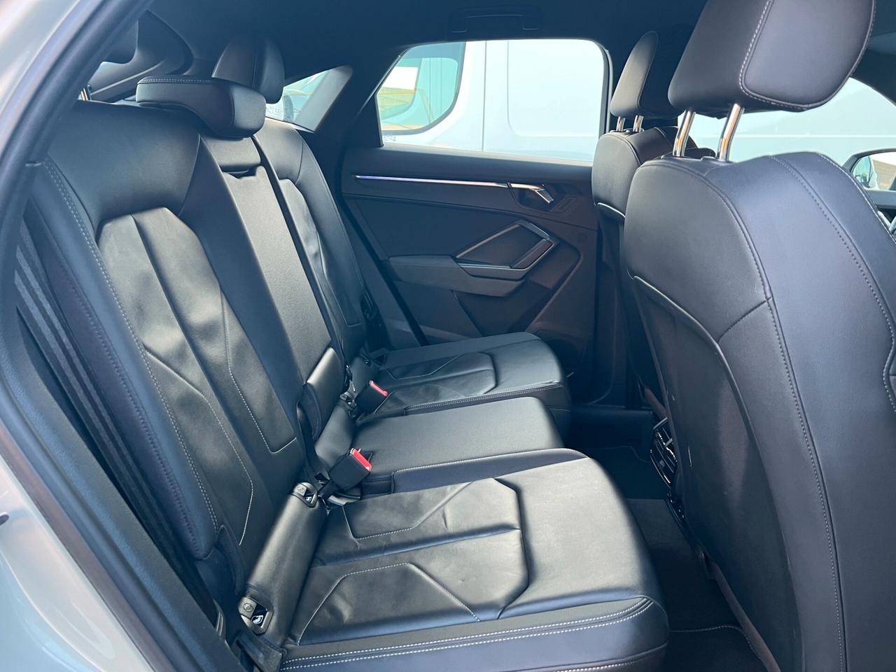 Audi Q3 SPB 45 TFSI e S tronic line edition