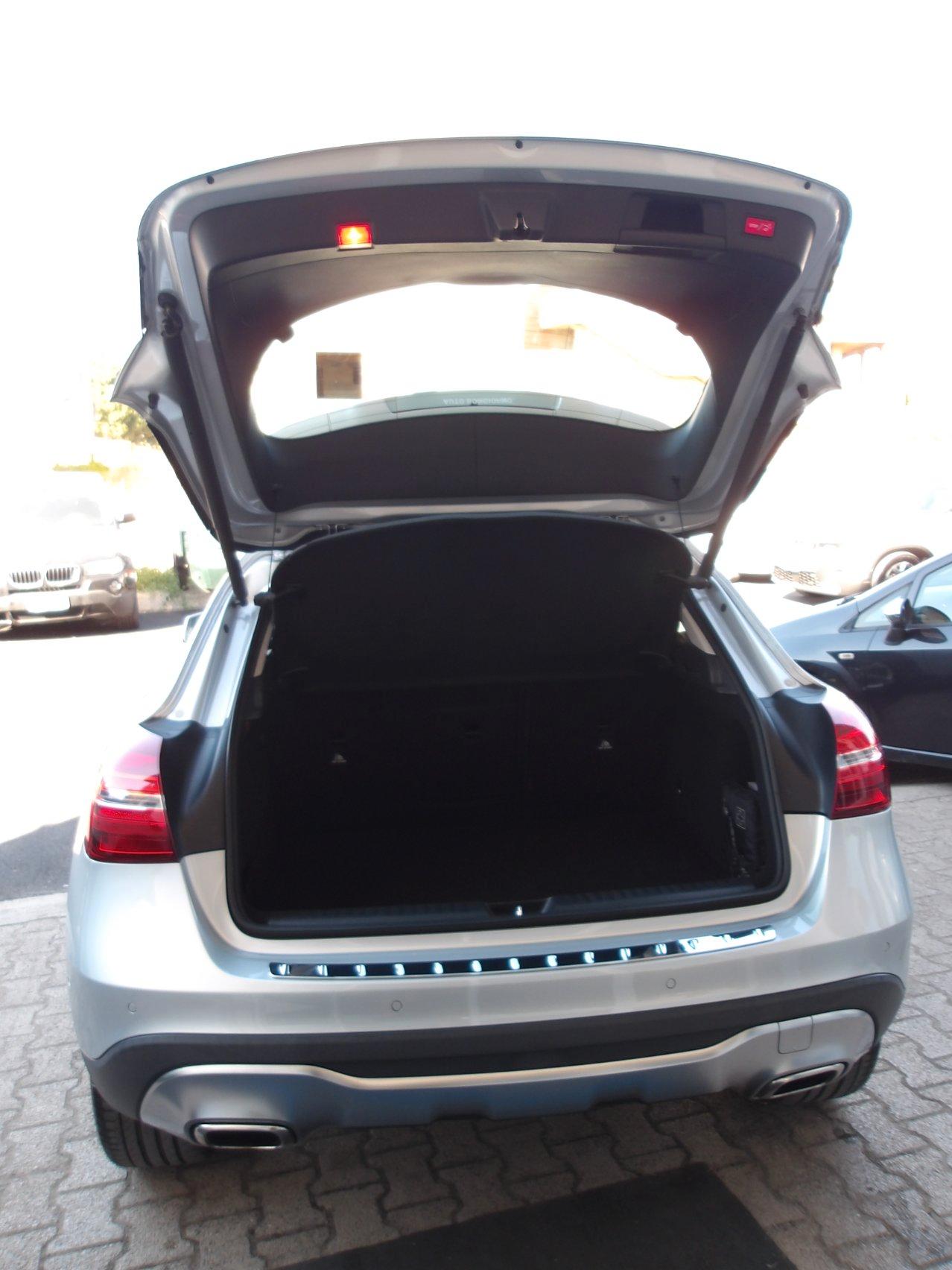 Mercedes GLA 200 d Premium auto