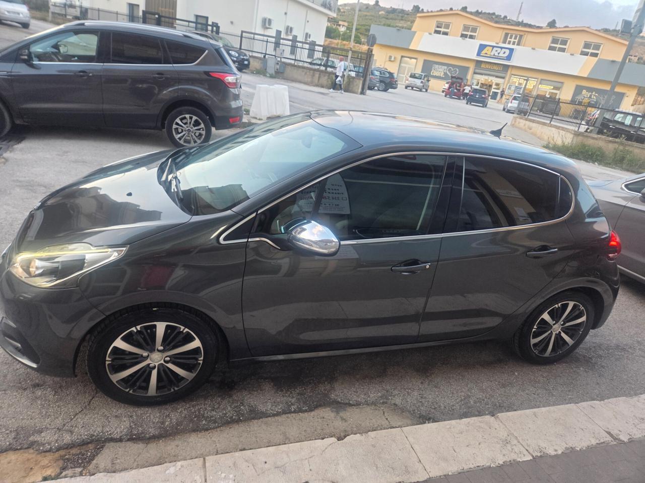 PEUGEOT 208 1.6 DIESEL 100 CV KM 120000 CERTIF