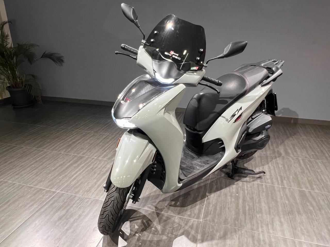 Honda SH 350i Sporty