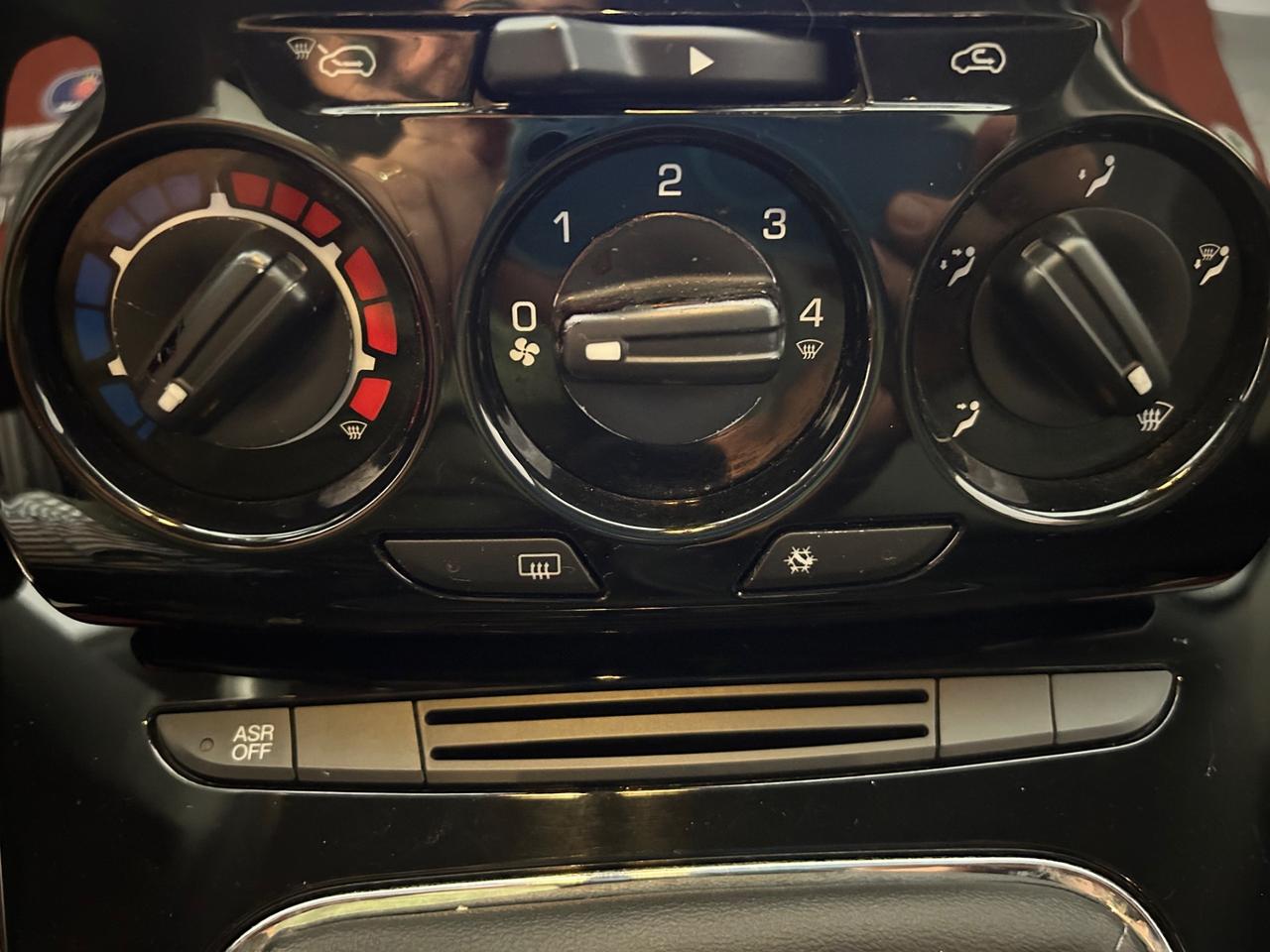 Lancia Ypsilon 0.9 B/M TwinAir Ecochic