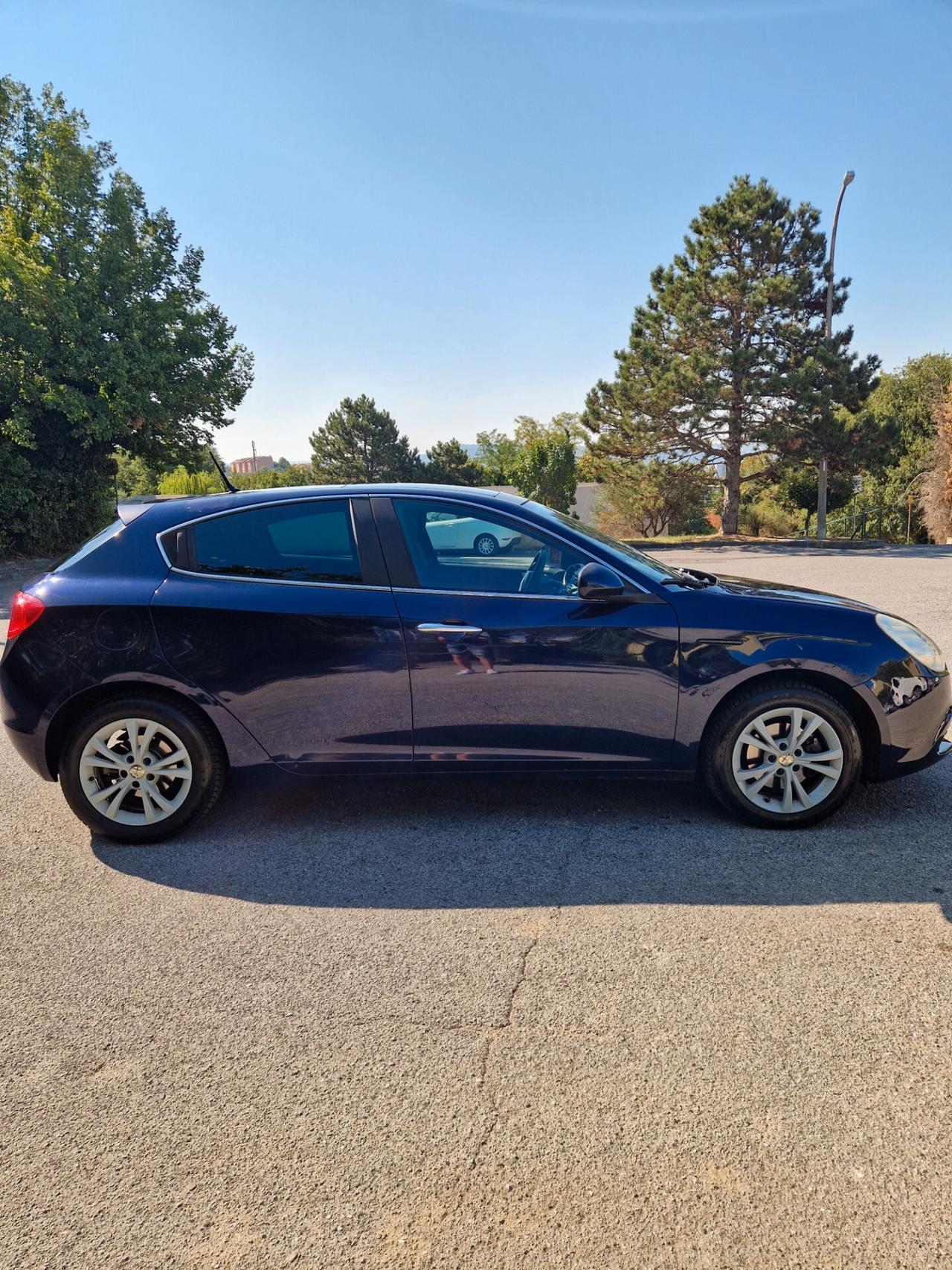 Alfa Giulietta 1.6 JTDM 105CV - Garanzia 12 mesi