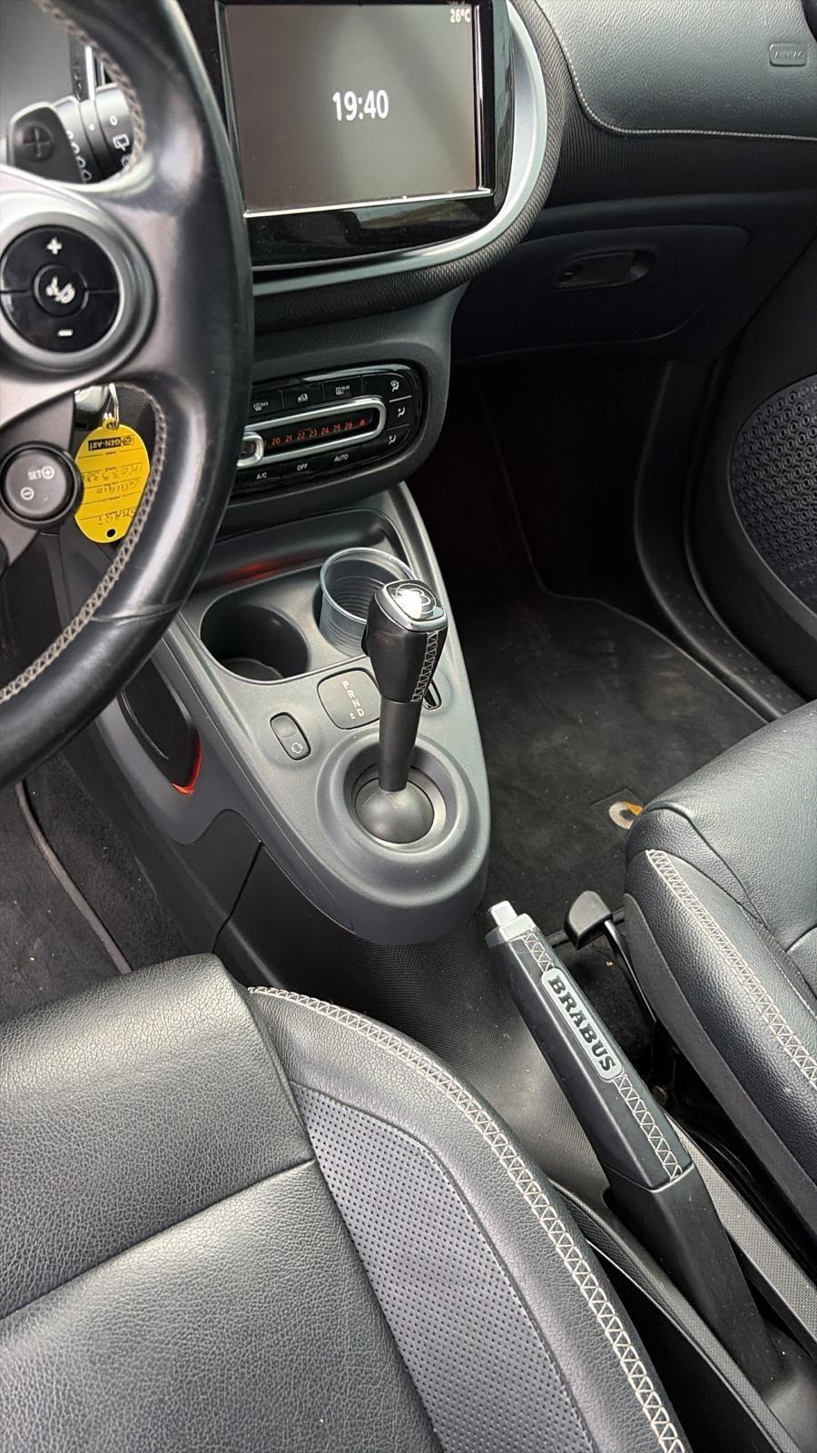 Smart ForTwo Benzina Pack Brabus Cambio Automatico navi pelle