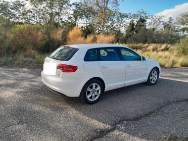 Audi A3 1.6 TDI 90 CV 5p