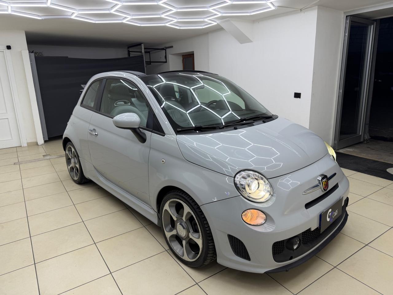 Abarth 500 C 1.4 Turbo T-Jet MTA