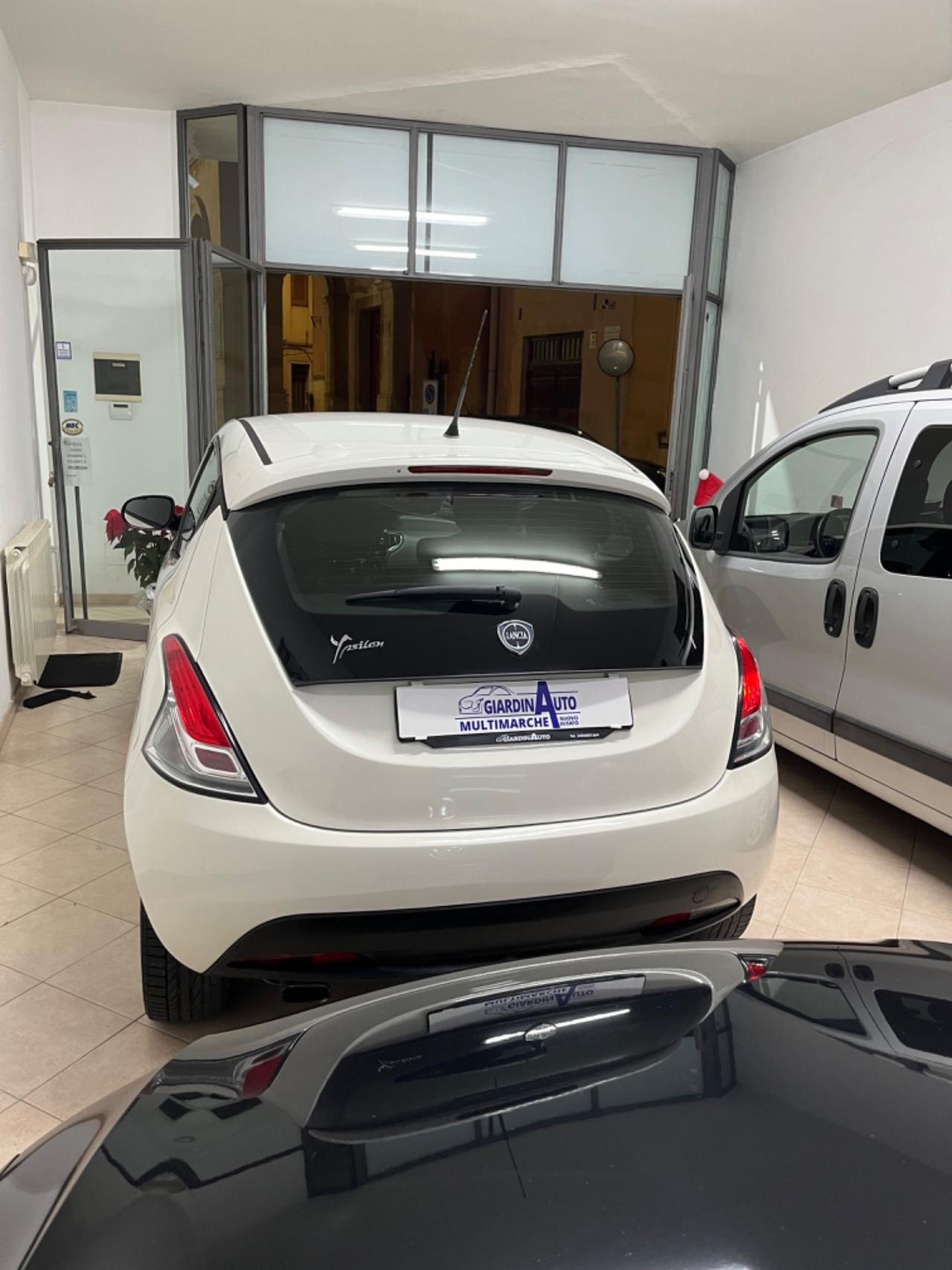 Lancia Ypsilon 1.3 MJT 16V 95 CV 5 porte S&S Gold