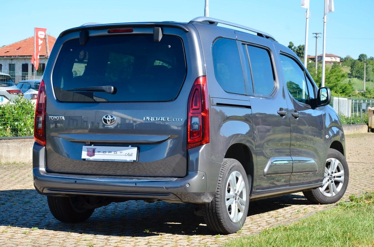 TOYOTA PROACE CITY 1.5 HDI EXECUTIVE 100cv 7 POSTI, UNICOPROPRIETARIO, EURO 6D, UFF ITALIANA, SERVICE TOYOTA, NAVI, RETROCAMERA, PERMUTE