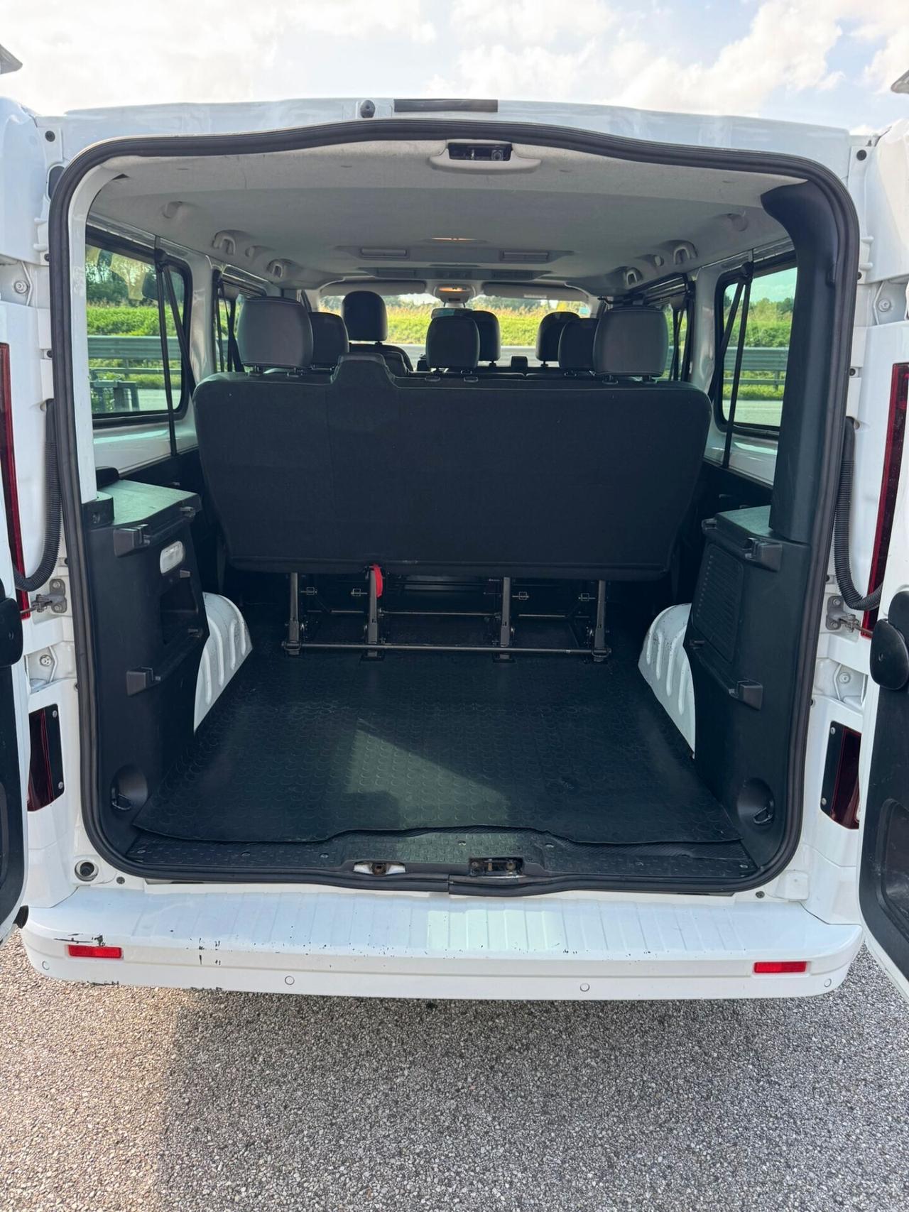 Opel Vivaro 29 1.6 BiTurbo 145CV 9 POSTI PL-TN LUNGO