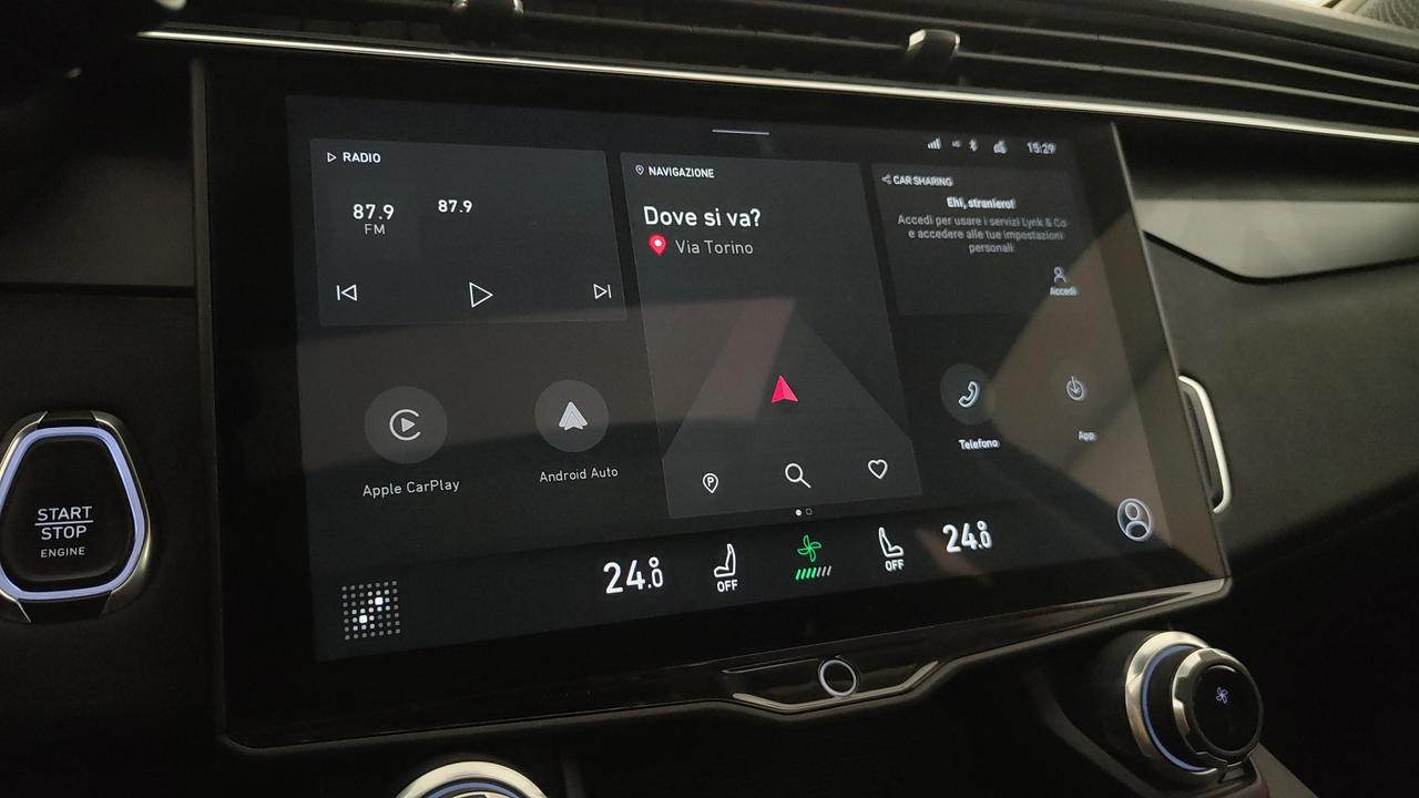 LYNK & CO 01 1.5 td phev auto