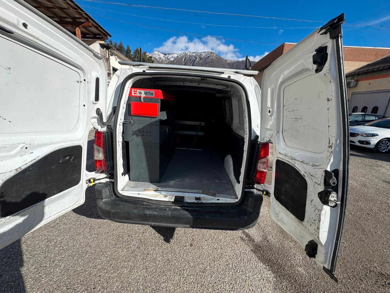 Peugeot Partner BlueHDi 100 S&S PL Furgone Pro