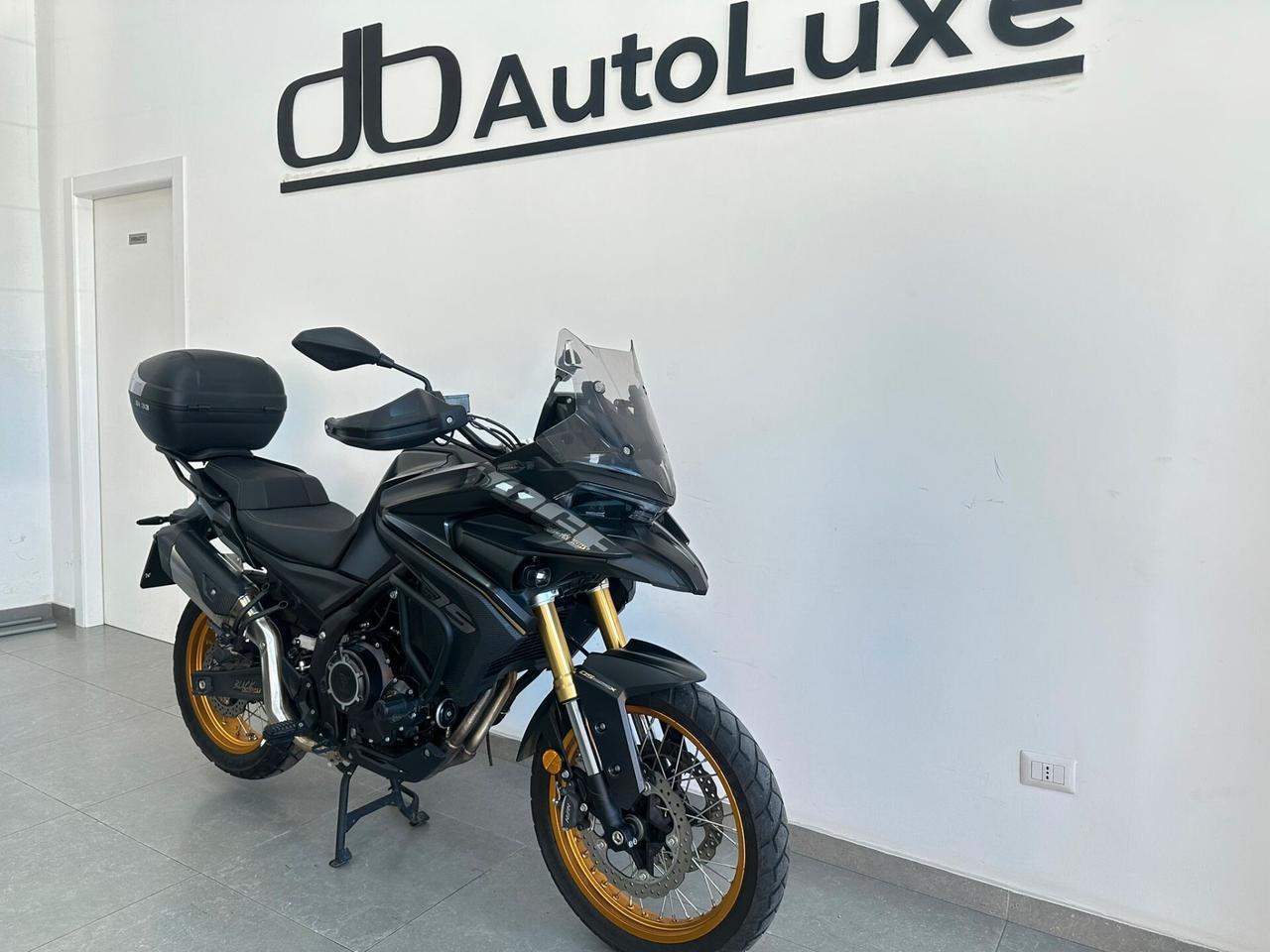 Voge Valico 525 Black Night