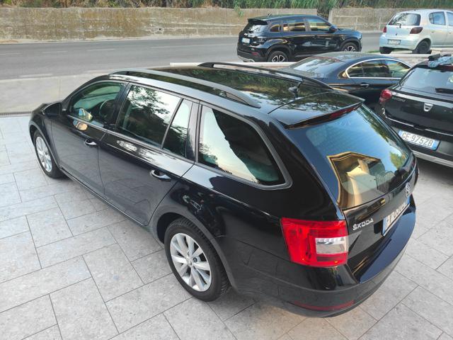SKODA Octavia 1.5 DSG Wagon Executive G-Tec