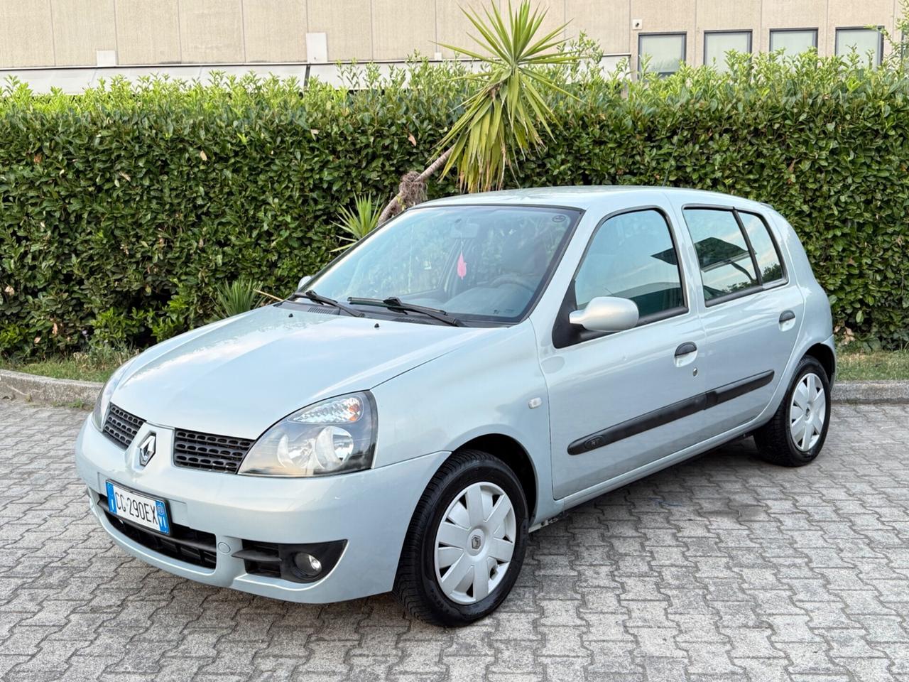 Renault Clio 1.2 16V 5PORTE 55KW 75CV
