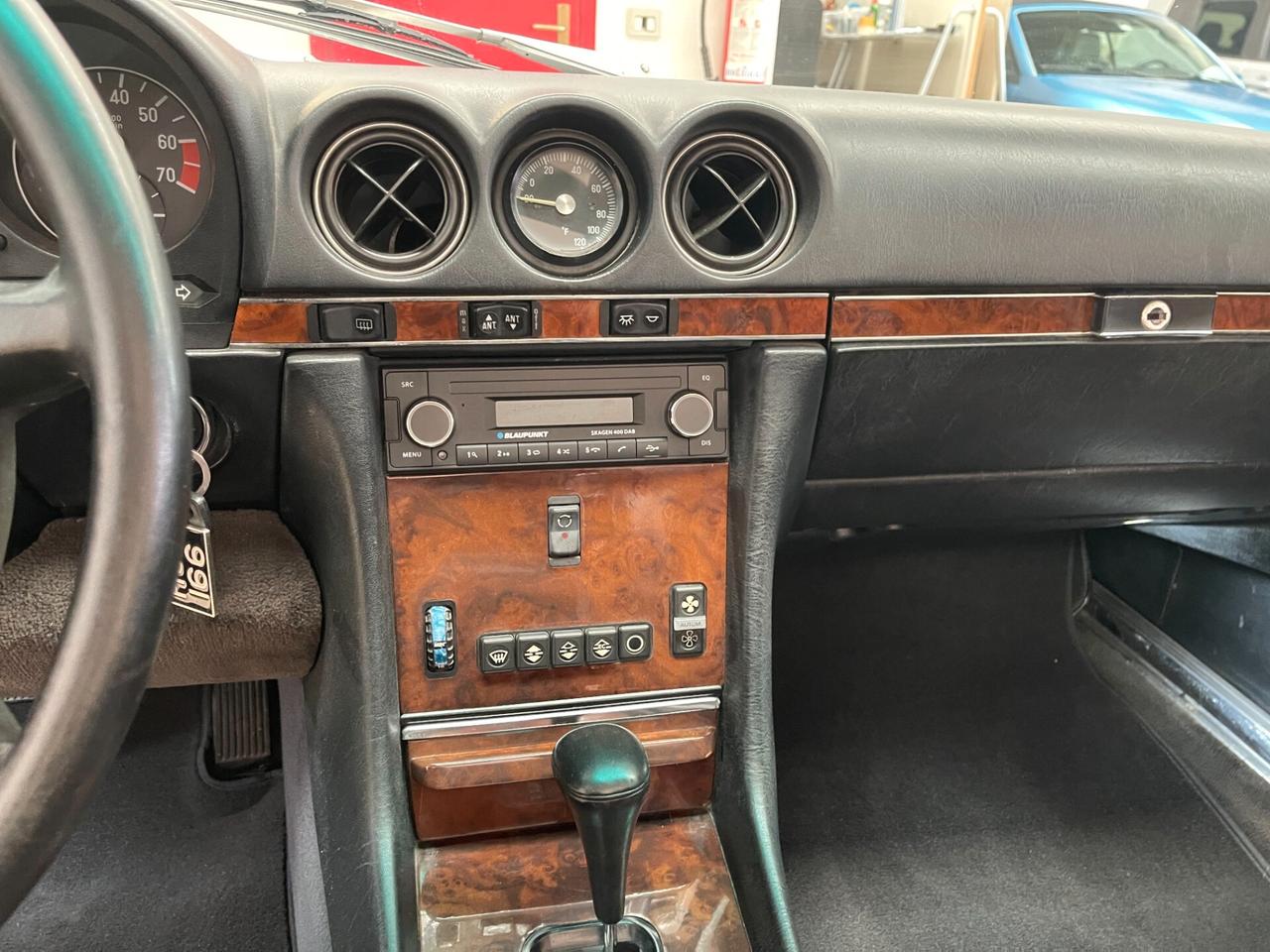 Mercedes-benz SL 560 America-LEGGI SOTTO