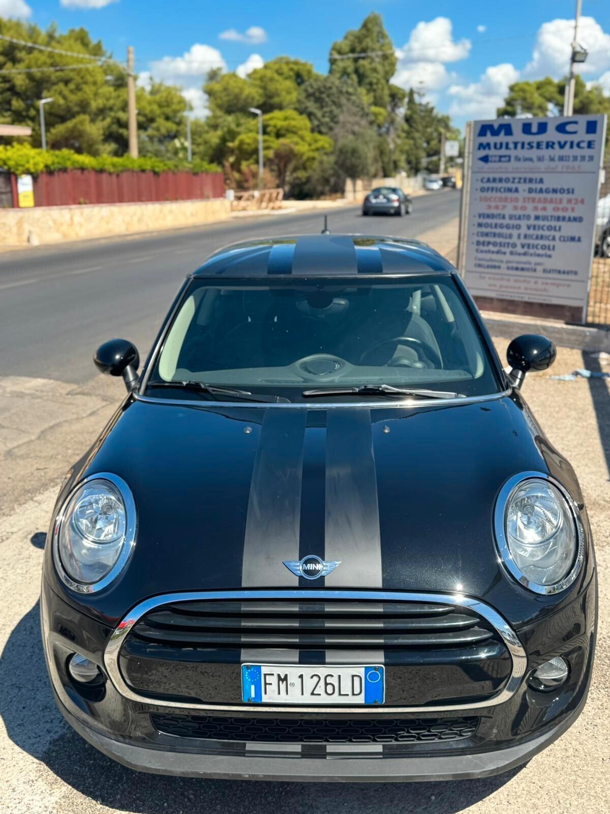 Mini Cooper D 1.5 DIESEL - 2017