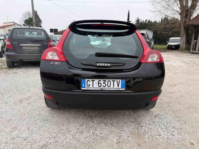 VOLVO C30 1.6 R-Design