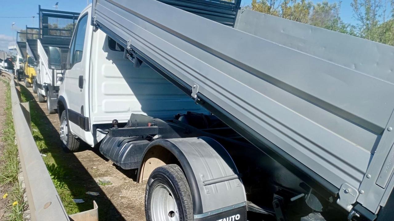 Iveco Daily 35C12 ribaltabile - 2006