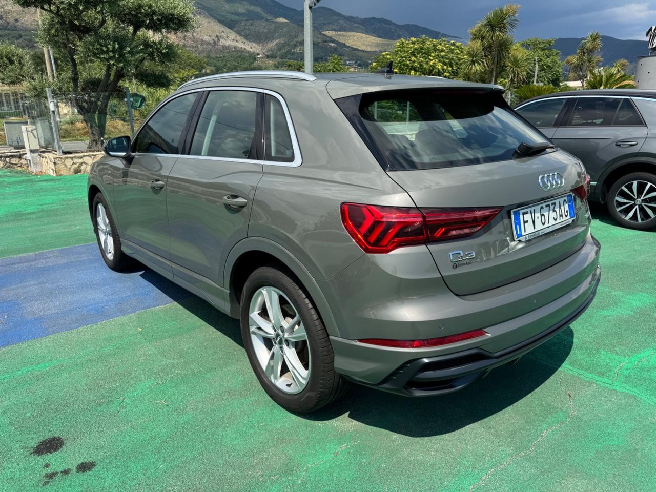 Audi Q3 2.0 TDI 150 CV S tronic line Edition