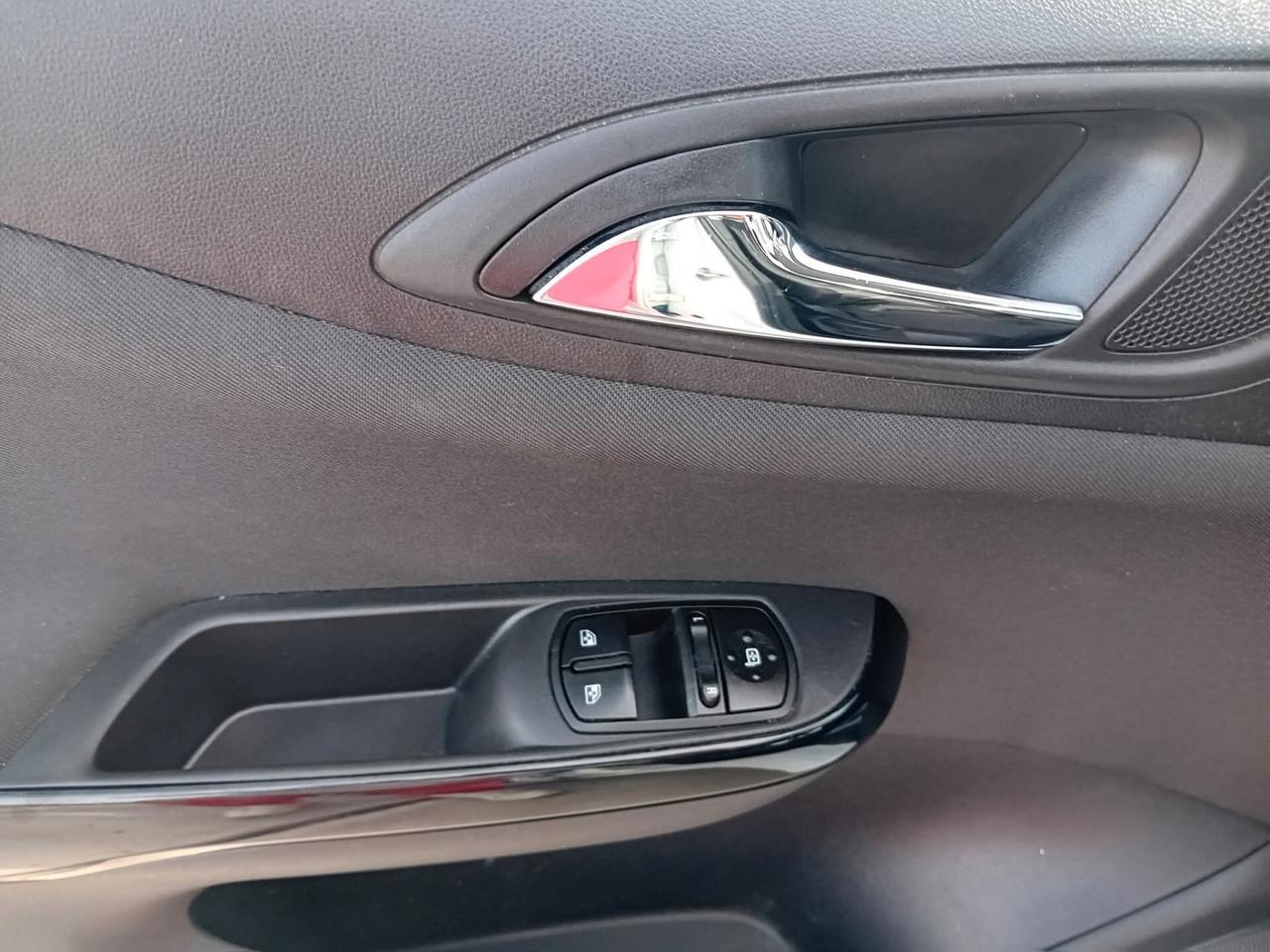 Opel Corsa 1.3 CDTI ecoFLEX 95CV Start&Stop 5 porte b-Color