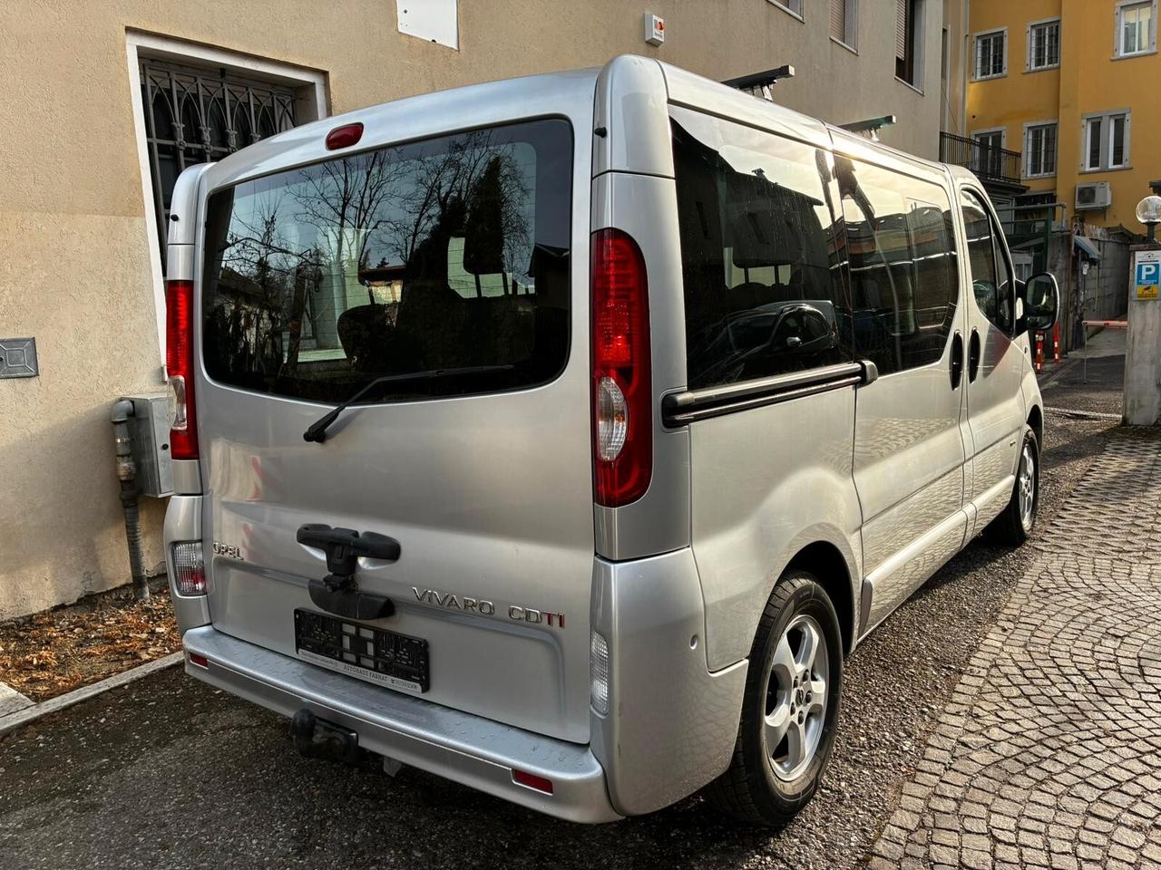 Opel Vivaro 2.0 CDTI 84kW TOUR COSMO 8POSTI