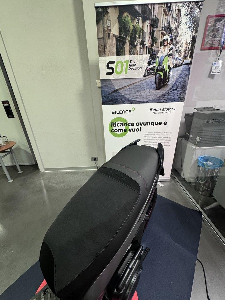 SILENCE S01 Plus e-scooter 5.6kWh L3e
