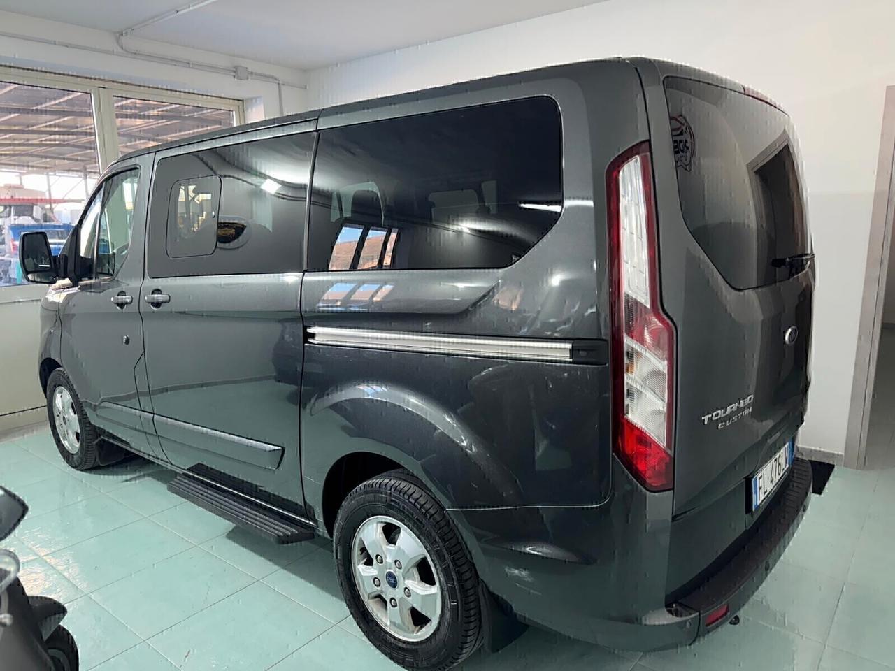 Ford Tourneo Custom Tourneo Custom 310 2.0 TDCi 170CV PC Titanium