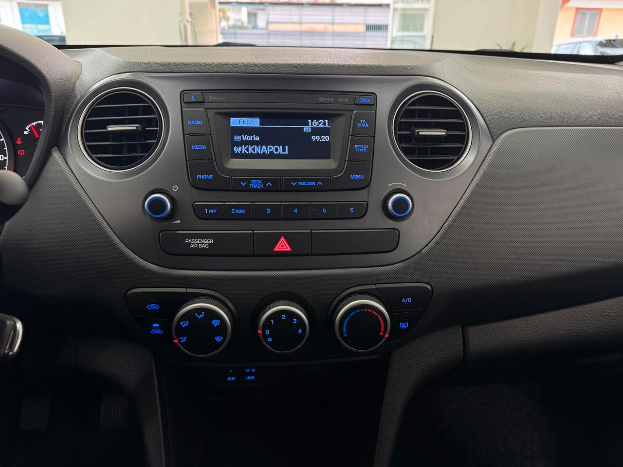 Hyundai i10 1.0 MPI Login