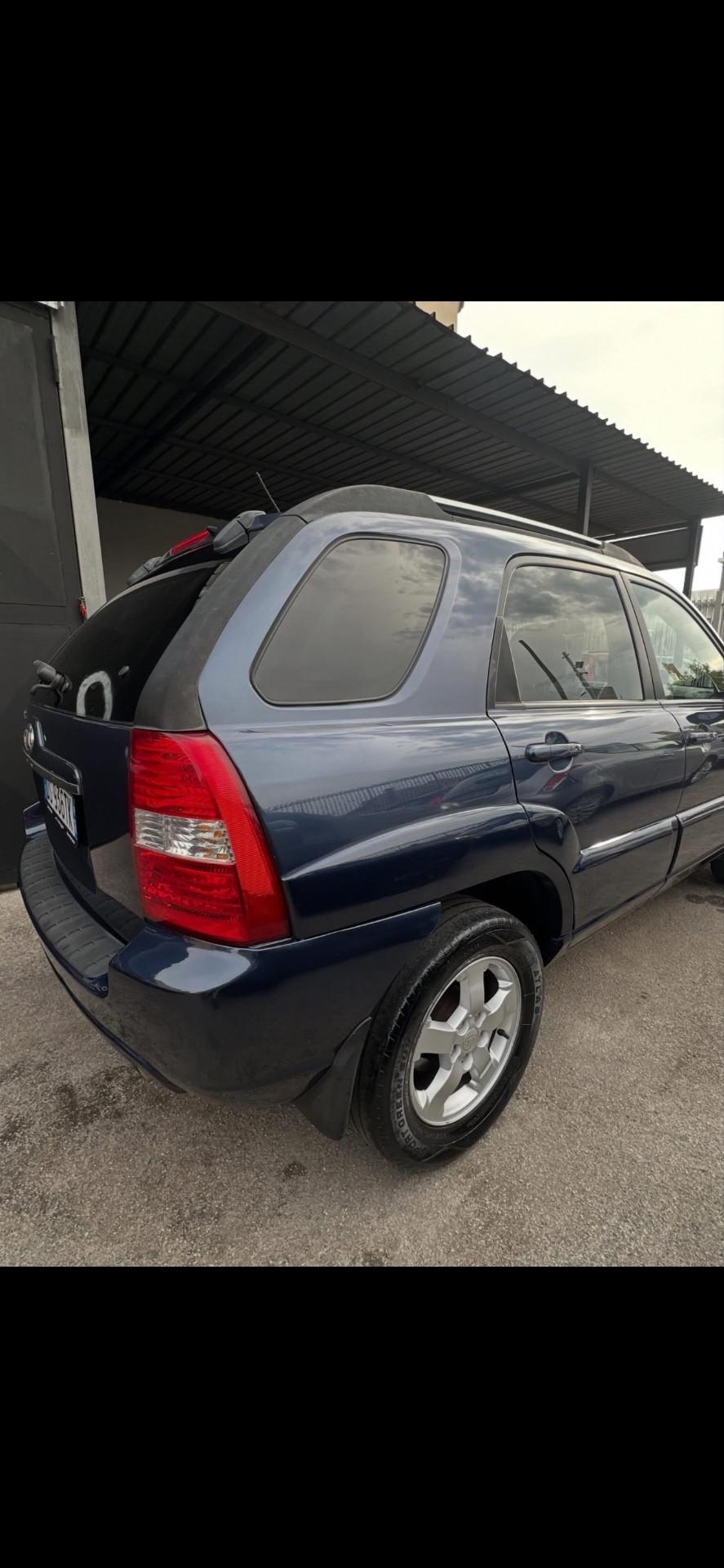 Kia Sportage 2.0 CRDI 140 cv 4x4 pari al nuovo .