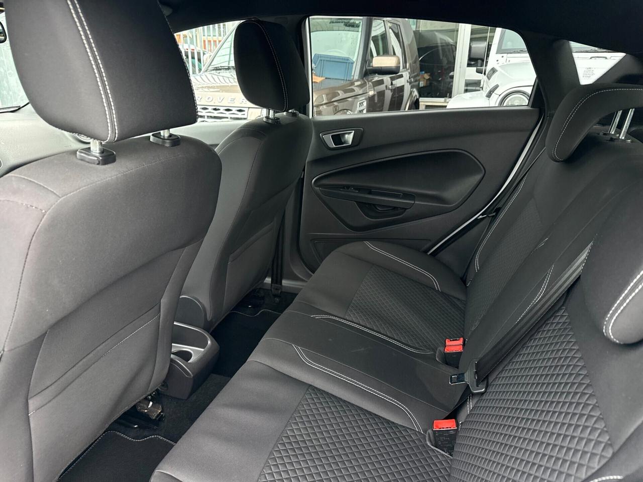 Ford Fiesta 5p 1.5 tdci EURO 6/ Neopatentati