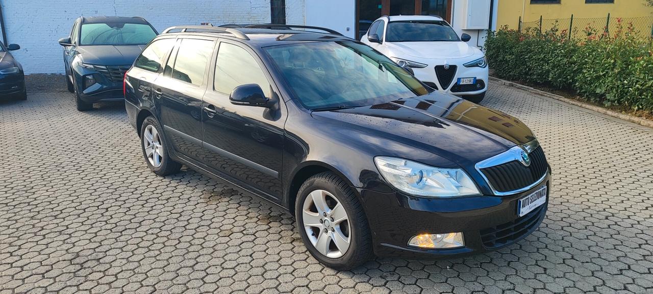 Skoda Octavia 1.6 TDI CR 105 CV Wagon Elegance