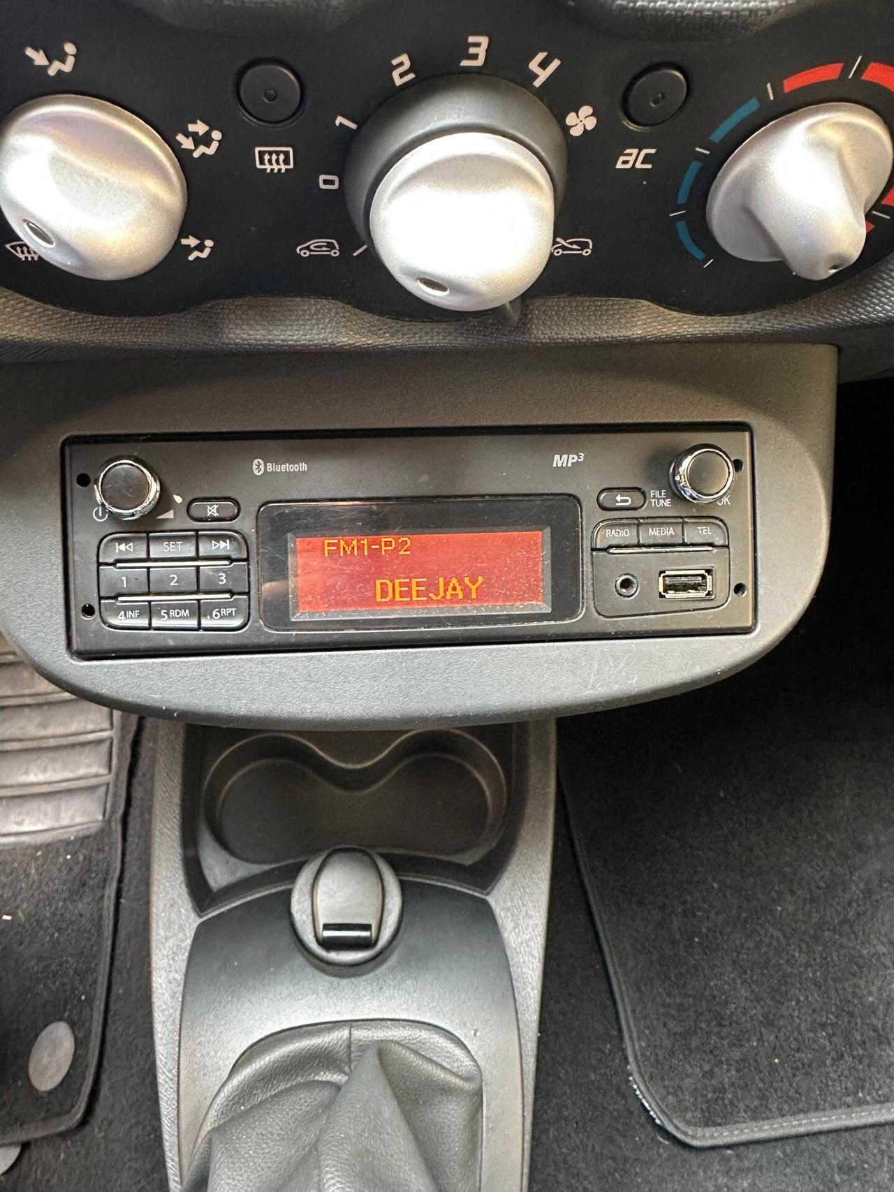 Renault Twingo 1.2 16V Wave