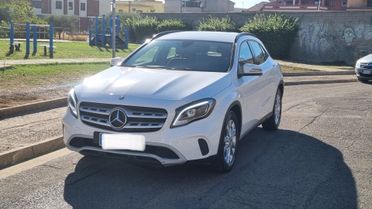 Mercedes-benz GLA 200 Premium