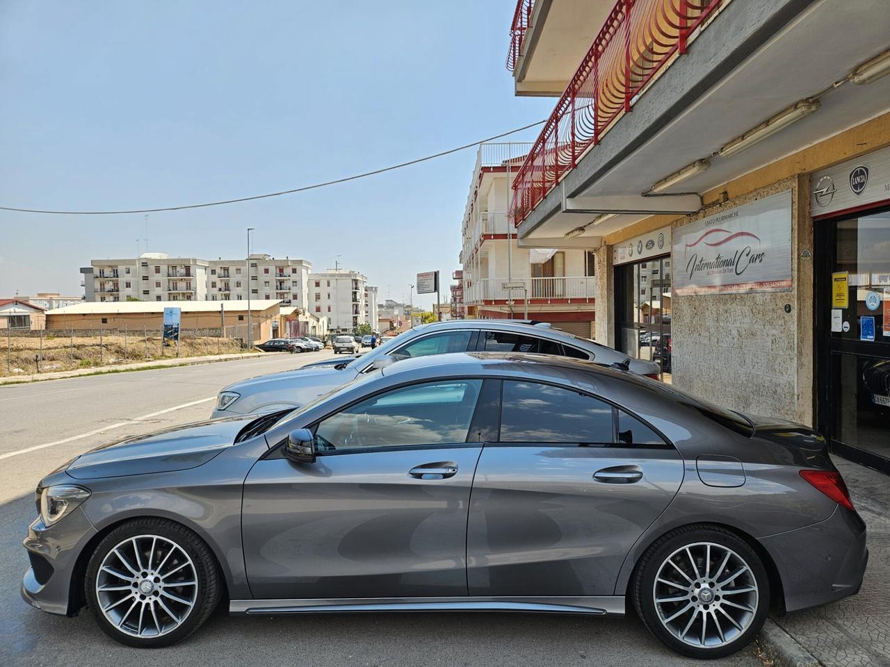 Mercedes CLA 200D AMG PREMIUM 100kw 136cv AUTOMATICA