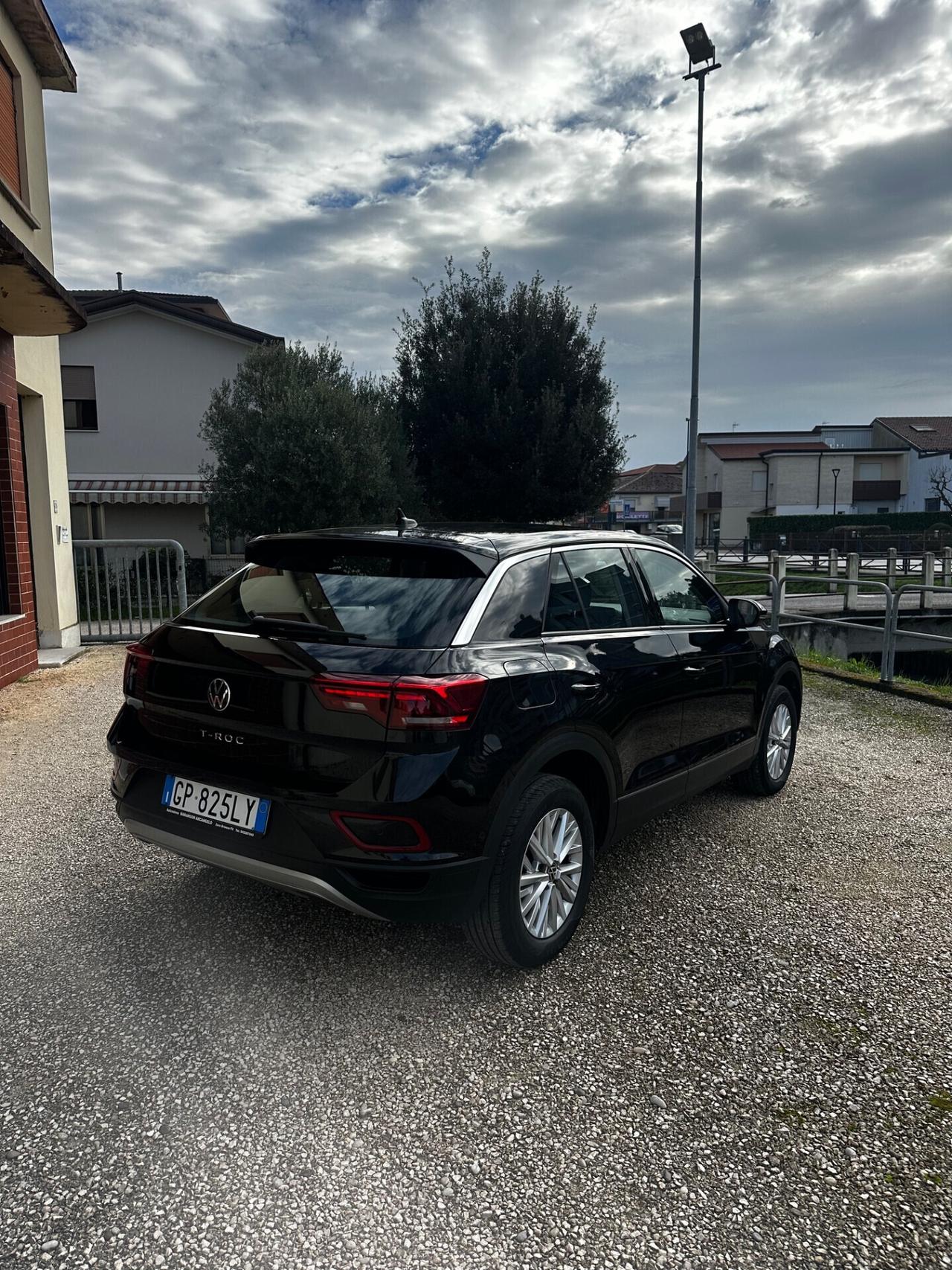 Volkswagen T-Roc 1.0 TSI Life