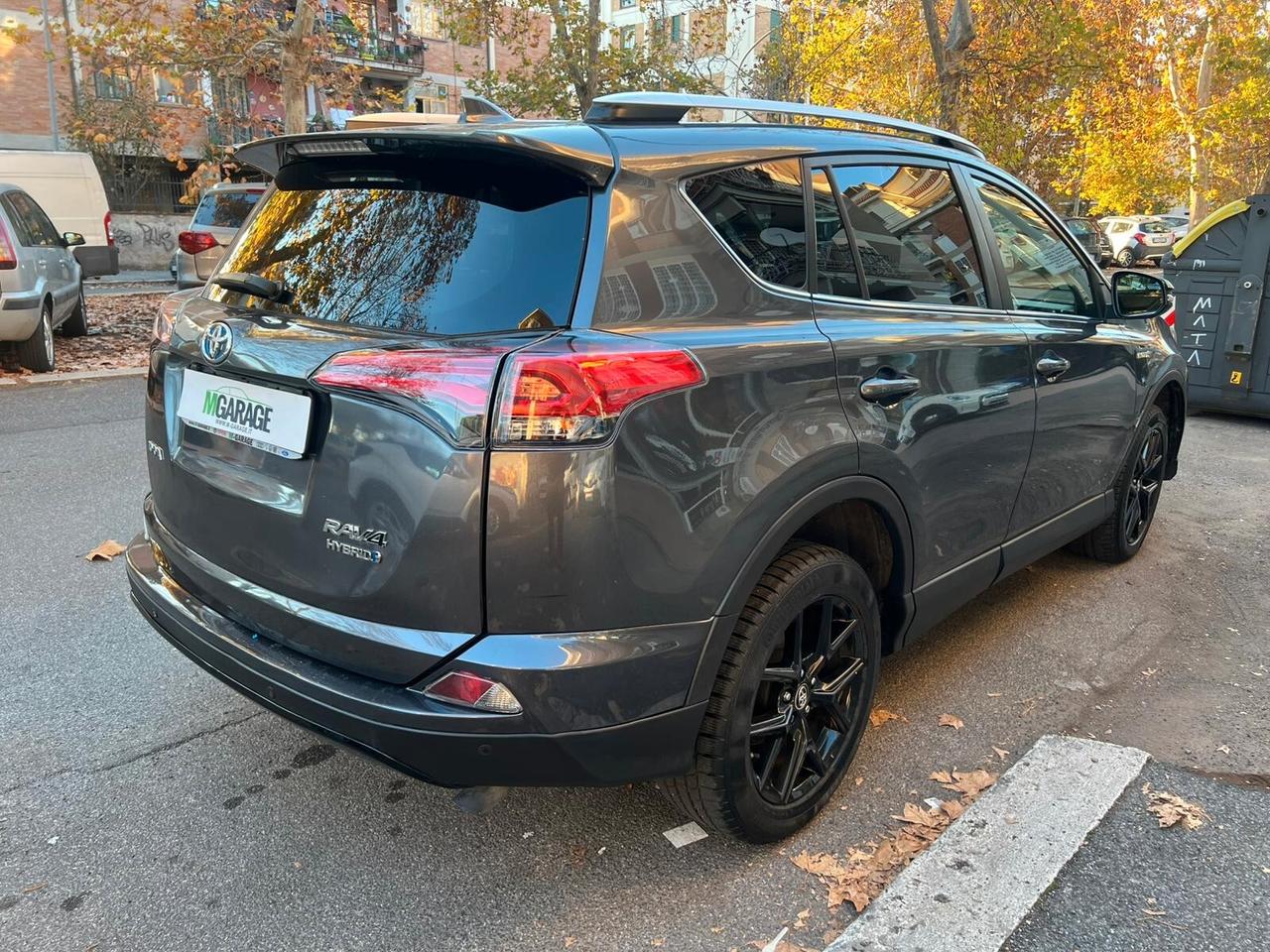 Toyota RAV4 2.5 Hybrid 2WD Dynamic+