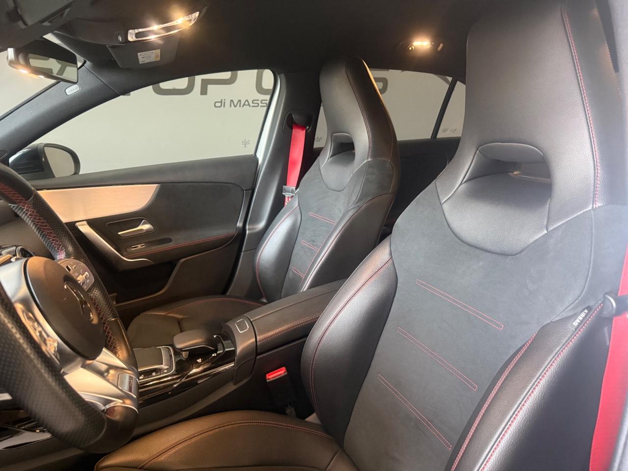 Mercedes-benz A 35 4matic