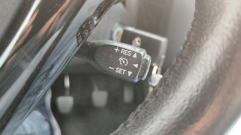 Toyota Aygo Aygo Connect 1.0 VVT-i 72 CV 5 porte x-wave
