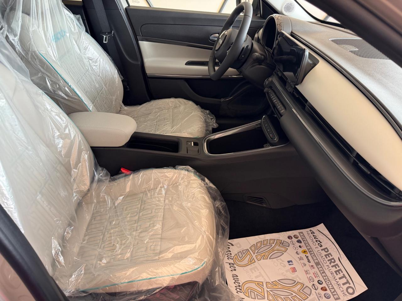 Fiat 600 Hybrid 110 CV DCT MHEV La Prima