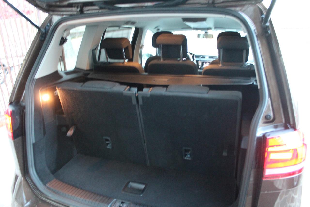 Volkswagen Touran 1.6 TDI 115 CV SCR Comfortline BlueMotion 7 posti