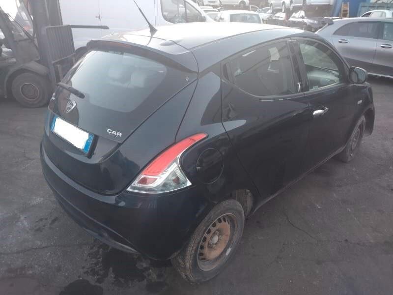 Lancia Ypsilon 1.3 MJT 16V 95 CV 5 porte S&S Silver