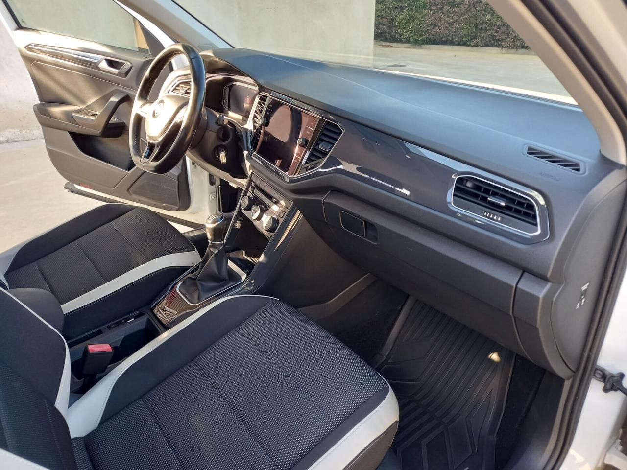 Volkswagen T-Roc 1.6 TDI SCR BlueMotion Technology